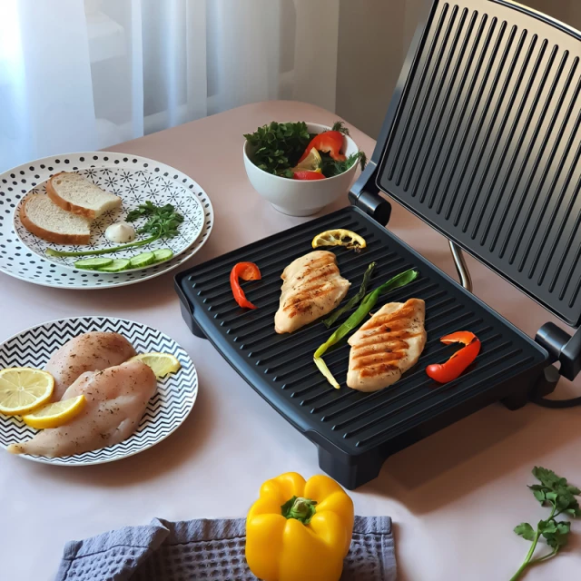 Grill elektryczny AR-1001